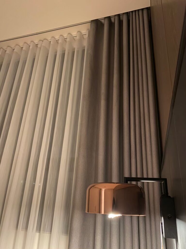 LINE_ALBUM_@布簾 - 蛇簾_220925_248 - 沐馨窗簾 臥室蛇形簾 蛇簾 臥室紗簾 臥室折簾