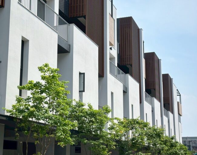竹南大埔窗簾作品|富奕建設日頭花×沐馨窗飾設計，規劃四大生活空間，透天社區遮光隱私一次到位
