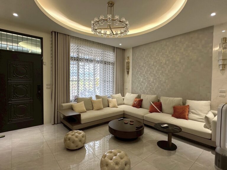 【苗栗市透天窗簾設計】實例分享｜日式壁紙+窗簾透天怎麼選?高質感多層次風格，打造專屬生活美學