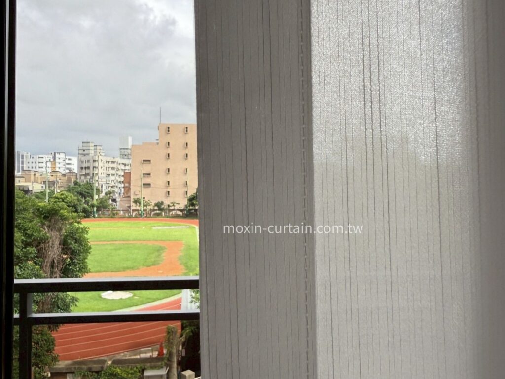 LOGO案例照 (3) - 沐馨窗簾 沐馨窗簾 雙層布簾 隱私紗簾近拍細節