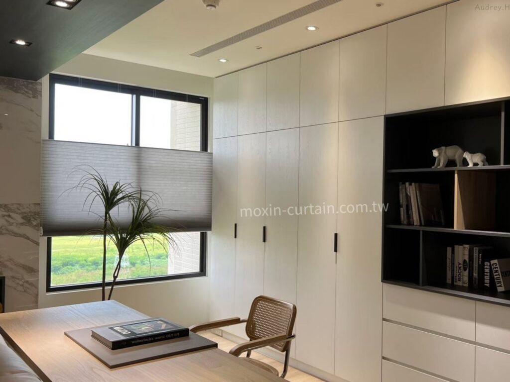 沐馨窗簾 書房空間窗簾設計 半透光風琴簾