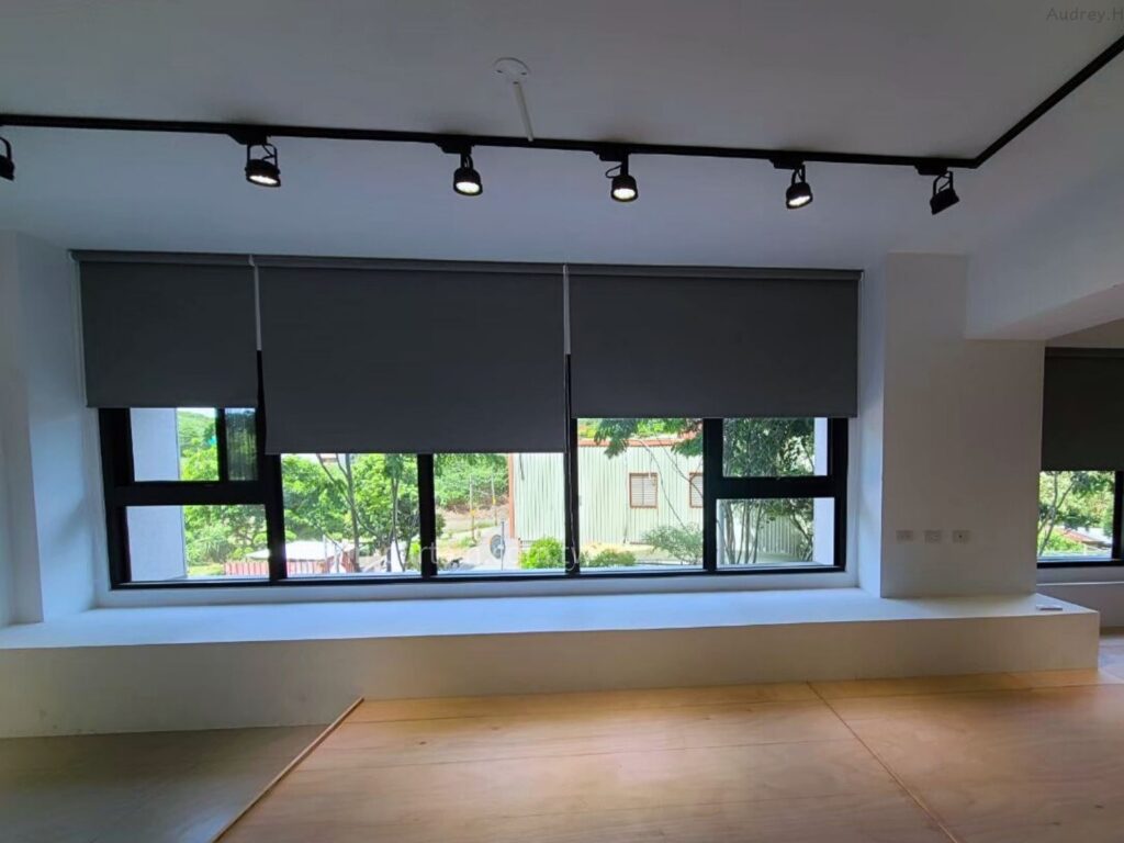 LOGO案例照 - 沐馨窗簾 沐馨窗簾捲窗分窗案例