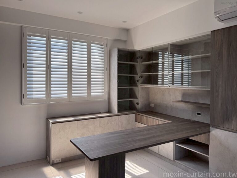 【彰化透天百葉窗案例分享】｜沐馨窗簾設計案例：為透天宅打造自然光影美學